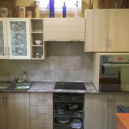 Apartment Agnes Asszony Apartmanja *