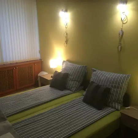 Agnes Asszony Apartmanja Apartment *